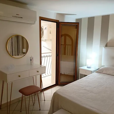 La Casa Di Kiki Apartment Mola di Bari Exterior photo